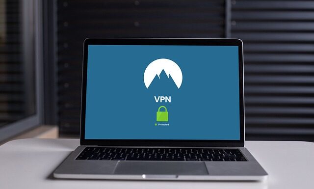 Czy korzystanie z VPN jest legalne? Czy korzystanie z VPN jest legalne?
