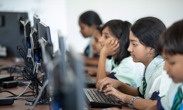 Czym jest informatyczny system rachunkowości? Czym jest informatyczny system rachunkowości?