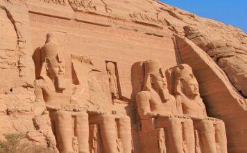 Co oznacza logo Mazdy?