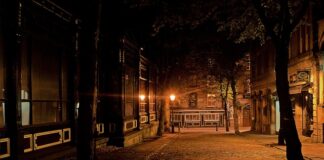 W jakich koszulkach gra Anglia?