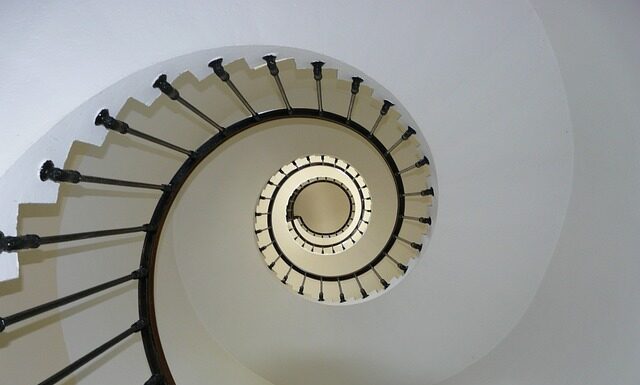 Ile Żabki do szyny sufitowej?